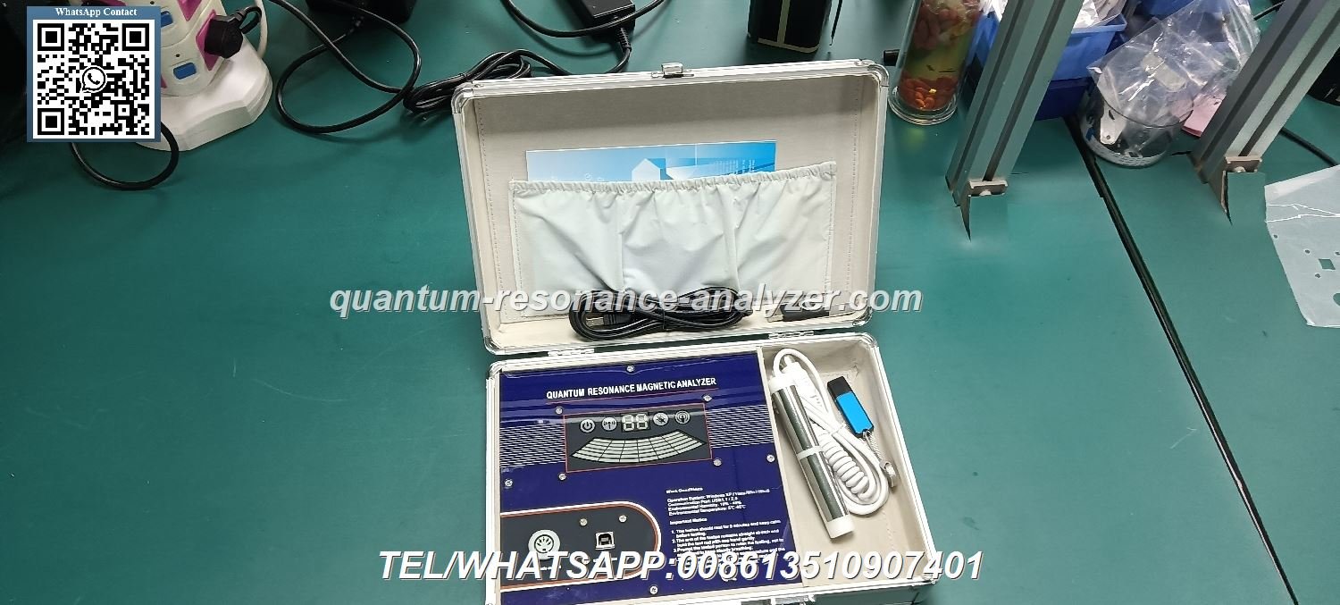 Estuche de transporte abierto mostrando organización profesional de todos los componentes